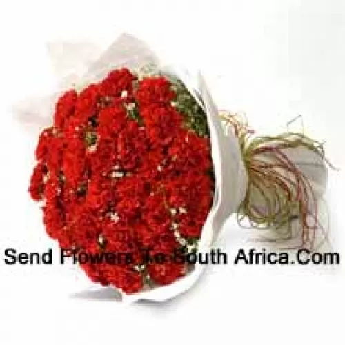Bouquet de 36 œillets rouges avec des remplissages saisonniers