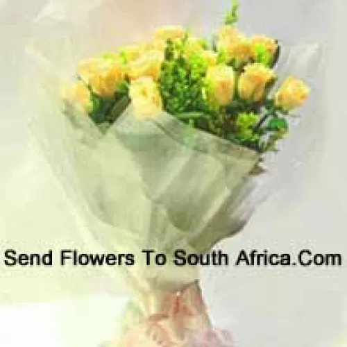 Bunch Of 12 Yellow Roses With Seasonal Fillers